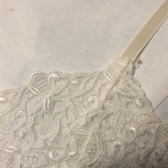 Vintage Silk Camisole Top-Off White with Lace - Picture 3 of 15